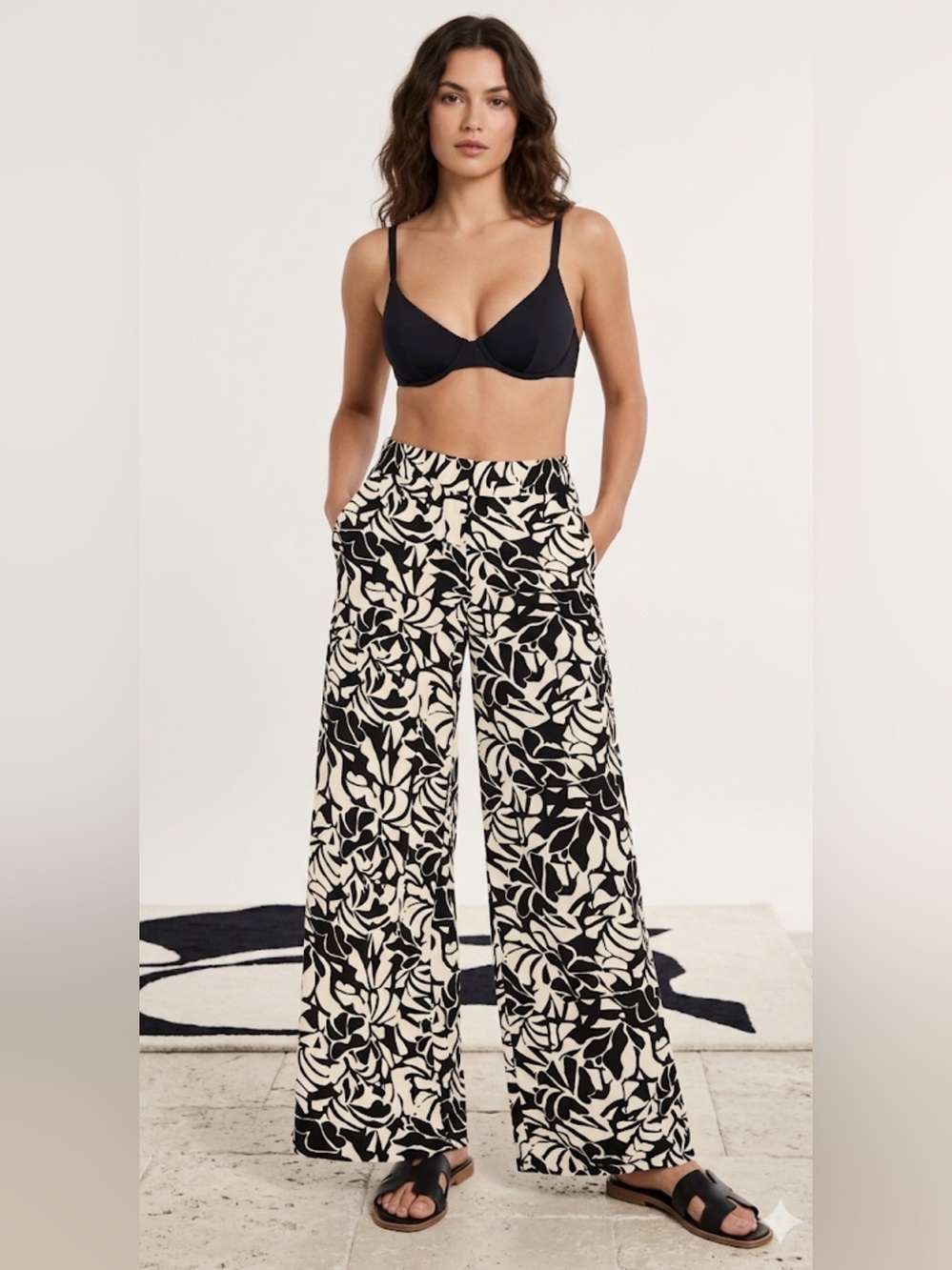 Three Dots Black and White Patterned Pants Women’s size small NWT